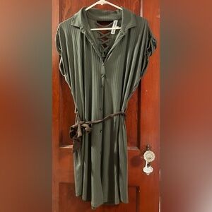 Short sleeve button up collared T-shirt dress